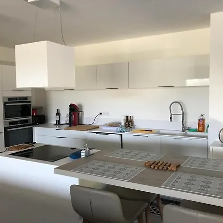 De Tourisme 5* Vecchio 포르토베쉬오